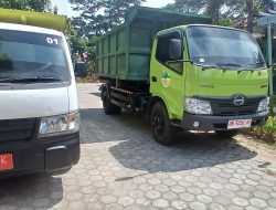 Pengangkut Sampah Mogok Kerja, Armada DLH Parigi Moutong Terparkir