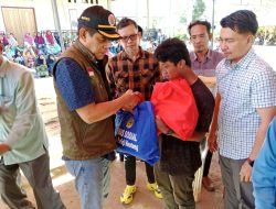 Bupati Salurkan Bantuan Bencana dan Santunan Kematian