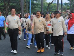 Jalan Santai Meriah Sambut Harganas dan Jambore PKB