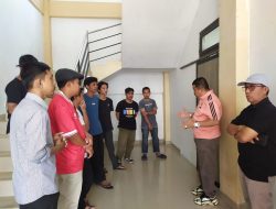 Wabup Tinjau Asrama Pantai Timur, Bahas Masalah dan Solusi