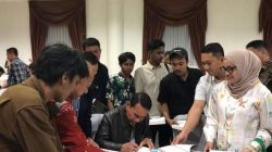 Buku Baru UIN Datokarama Rekam Kiprah Kepemimpinan Irwan Lapatta