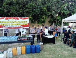Ratusan Liter Miras Ilegal di Musnakan Polres Parigi Moutong