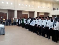 Bupati Parigi Moutong Lantik Kepala Satuan Pendidikan Definitif Secara Serentak