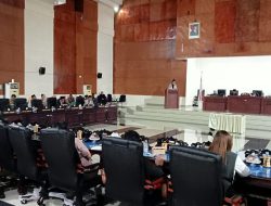 Anggota DPRD Soroti Jalan Rusak Kotaraya, Tagih Janji Bupati