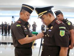 Kajati Sulteng Lantik Yos Tarigan sebagai Kajari Poso