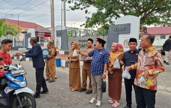 DPRD Parigi Moutong Berbagi Takjil, Pererat Silaturahmi Ramadan