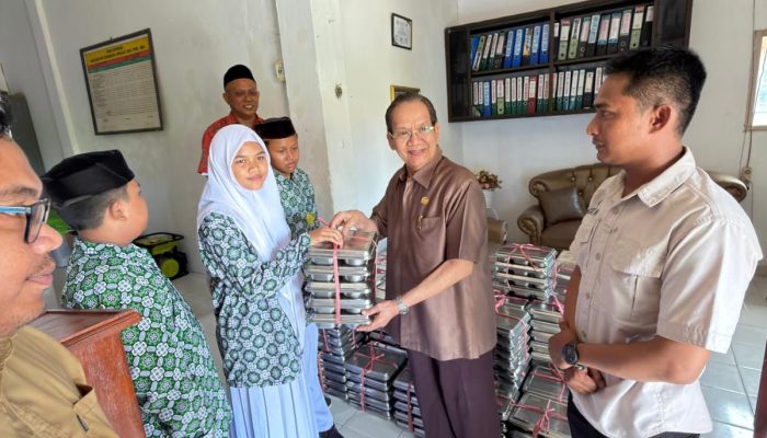 Anggota Komisi II DPR RI Ingatkan Risiko Keracunan dalam Program MBG