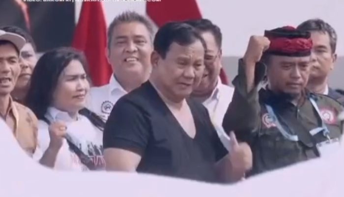 Prabowo Turun Sapa Buruh Usai Pidato May Day