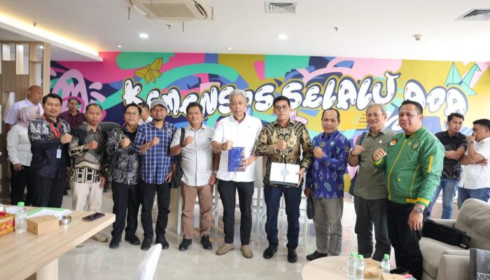 Erwin Burase Perjuangkan Sekolah Rakyat Untuk Anak Parigi Moutong Tertinggal