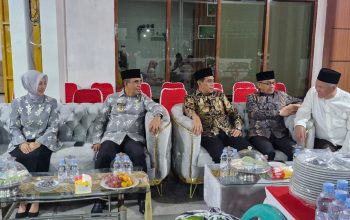 Erwin Burase Hadiri Tahlilan Empat Puluh Hari Wakil Ketua DPRD