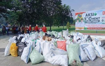 AGS, Pemda dan Warga Parigi Moutong Gelar Aksi 100 Menit Pungut Sampah