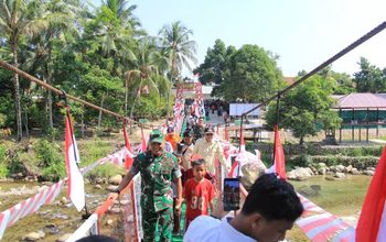 JGMP Desa Nambaru Resmi Buka Bagi Akses Warga