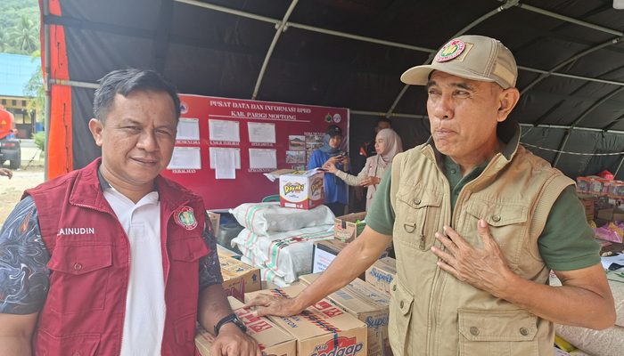 Korban Banjir Bandang Avolua, PGRI Ampibabo Turut Ambil Bagian Memberikan Bantuan