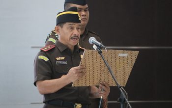 Kajati Sulteng Lantik Koordinator Baru, Perkuat Kinerja Kejaksaan
