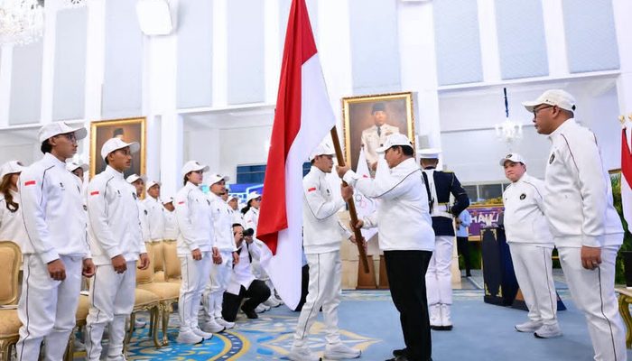 Prabowo Lepas 432 Atlet Indonesia Menuju Asian Games Aichi