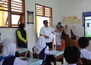 Bupati Erwin Evaluasi Papan Digital, 740 Sekolah Parimo Tersentuh